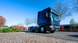 20260329-Tom-Holding-00139